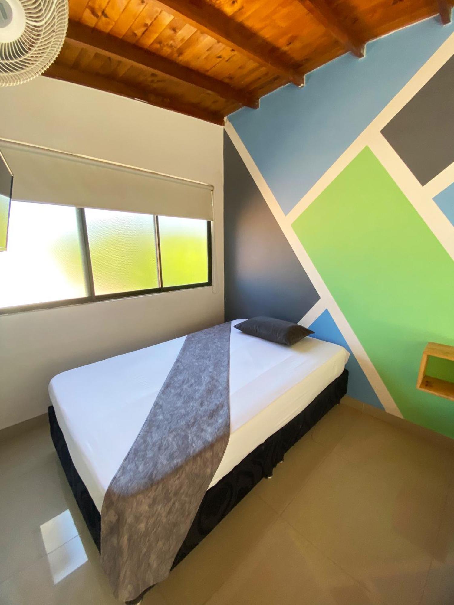 33 Hotel Bulerias Medellín Exteriér fotografie